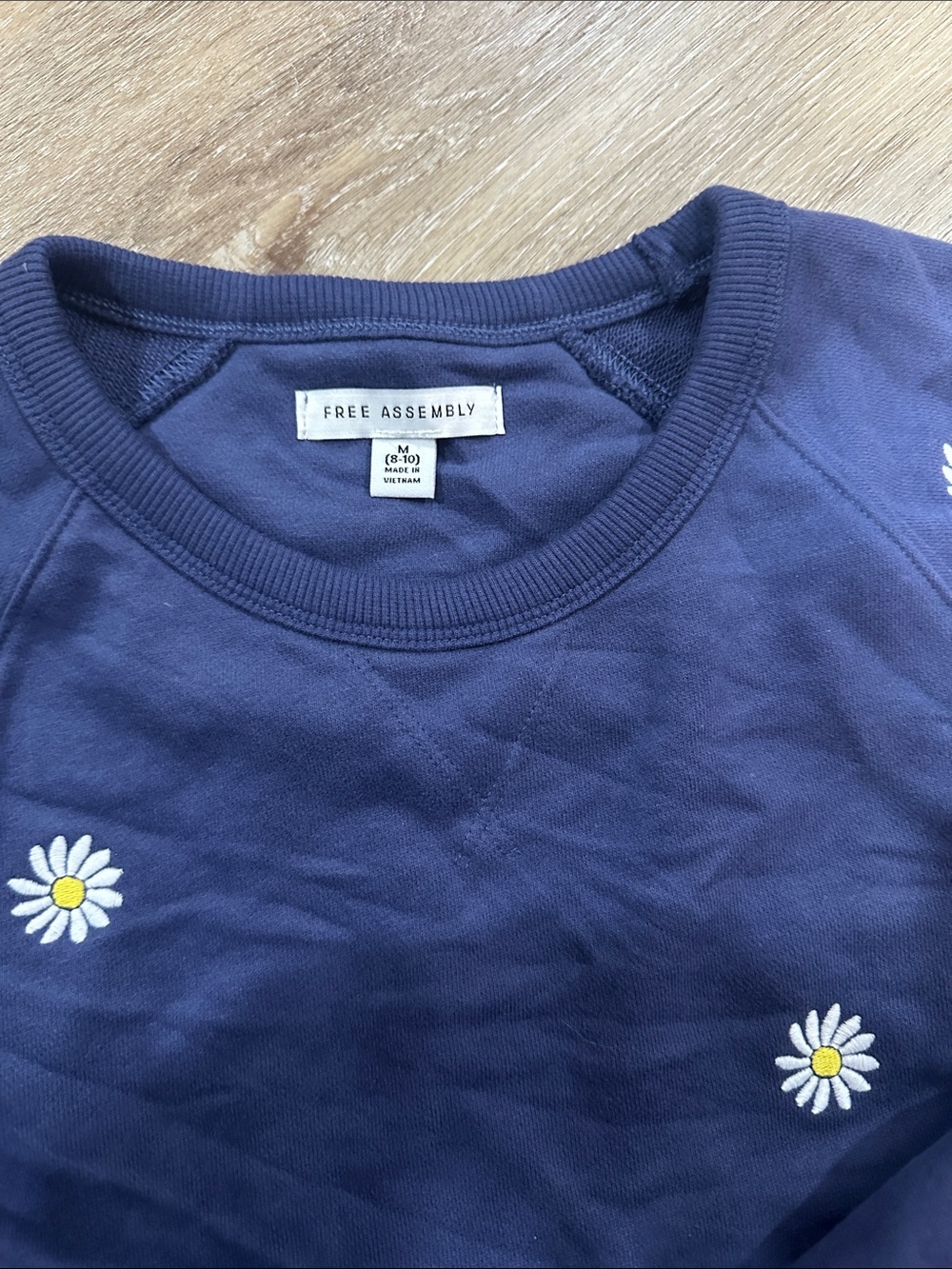 Navy Daisy Embroidered Short Sleeve Sweatshirt - raglan dark orchid flower - Picture 2 of 3